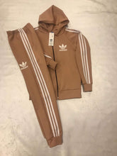 Load image into Gallery viewer, Ladies tracksuit