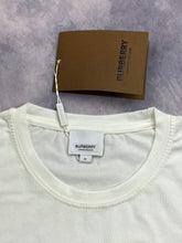 Load image into Gallery viewer, Tshirt