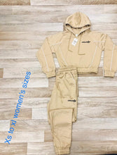 Load image into Gallery viewer, Ladies tracksuit