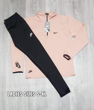Load image into Gallery viewer, Tracksuit