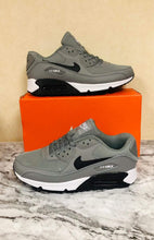 Load image into Gallery viewer, Men trainers