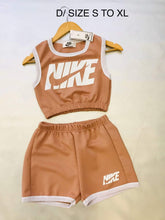 Load image into Gallery viewer, Tracksuit