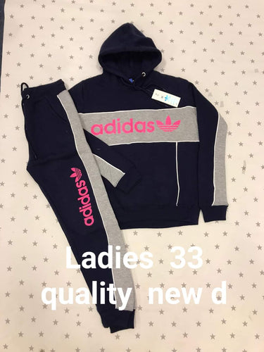 Ladies tracksuit