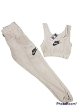 Load image into Gallery viewer, Ladies tracksuit