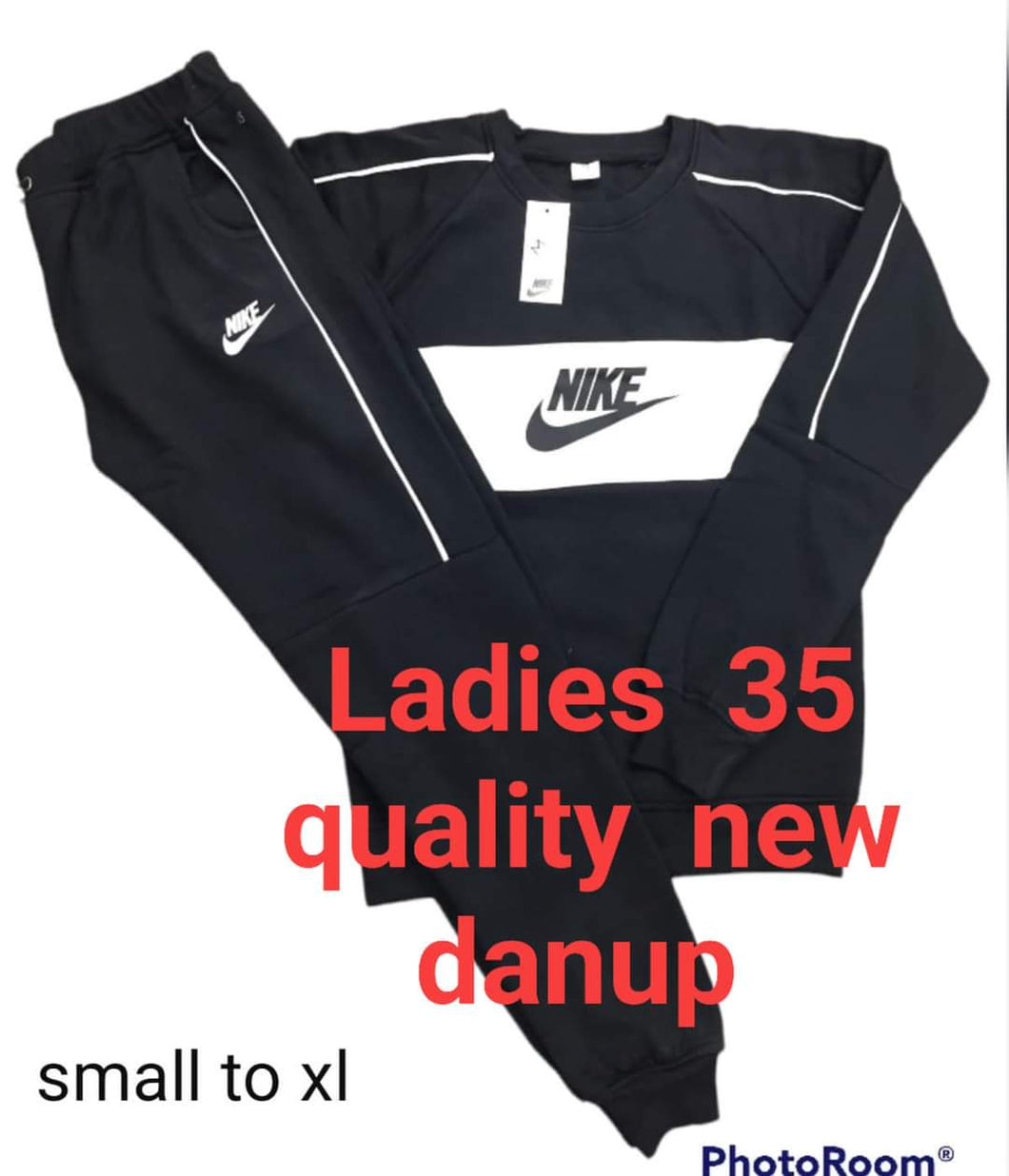 Ladies tracksuit