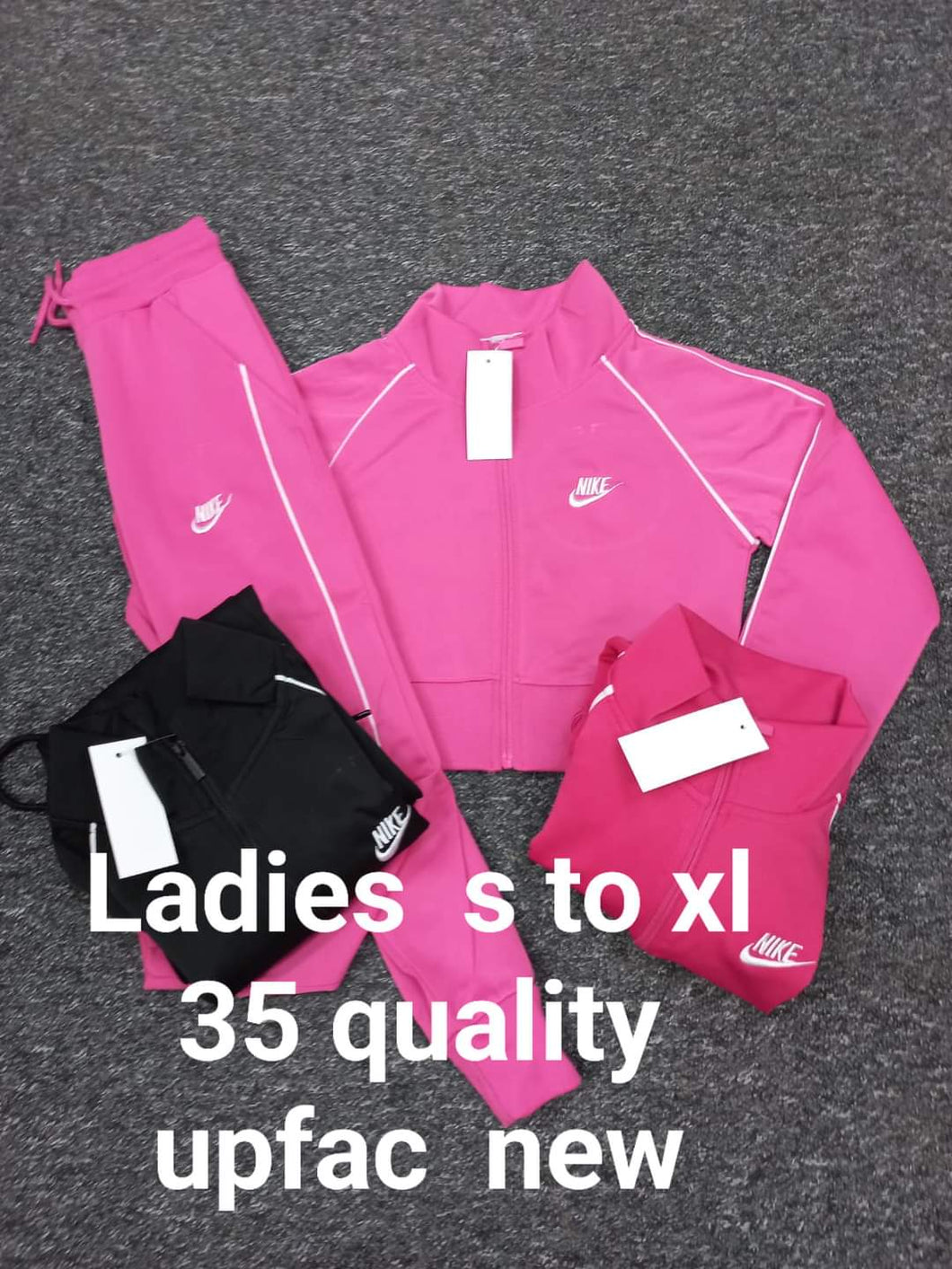 Ladies tracksuit