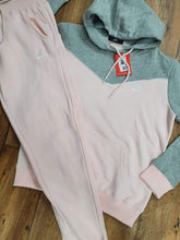 Load image into Gallery viewer, Ladies tracksuit