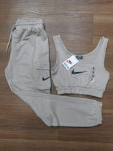 Load image into Gallery viewer, Ladies tracksuit