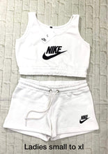 Load image into Gallery viewer, Tshirt
