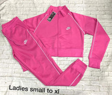 Load image into Gallery viewer, Ladies tracksuit