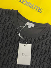 Load image into Gallery viewer, Tshirt
