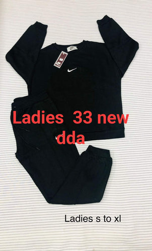 Ladies tracksuit