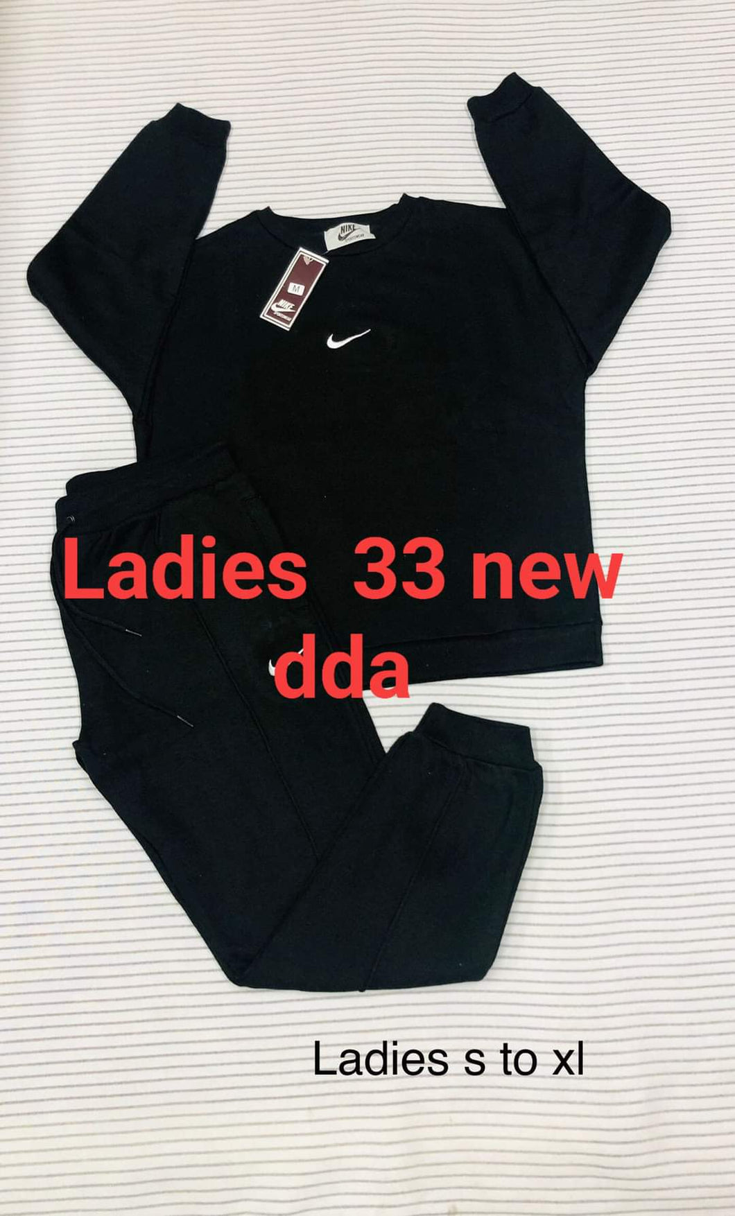 Ladies tracksuit