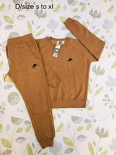 Load image into Gallery viewer, Lady Tracksuit