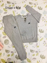 Load image into Gallery viewer, Lady Tracksuit