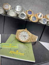 Load image into Gallery viewer, Watch