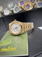 Load image into Gallery viewer, Watch