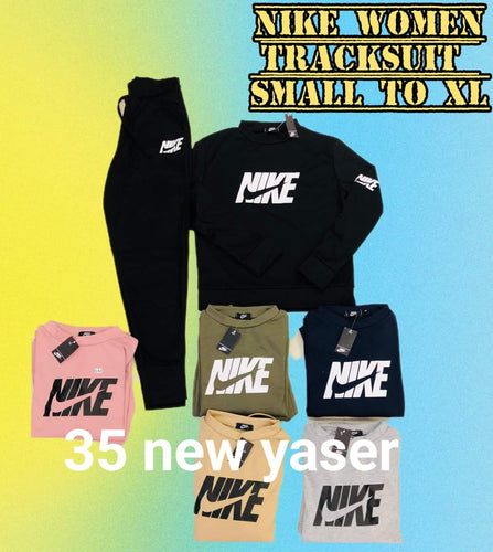 Ladies tracksuit