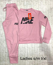 Load image into Gallery viewer, Ladies tracksuit