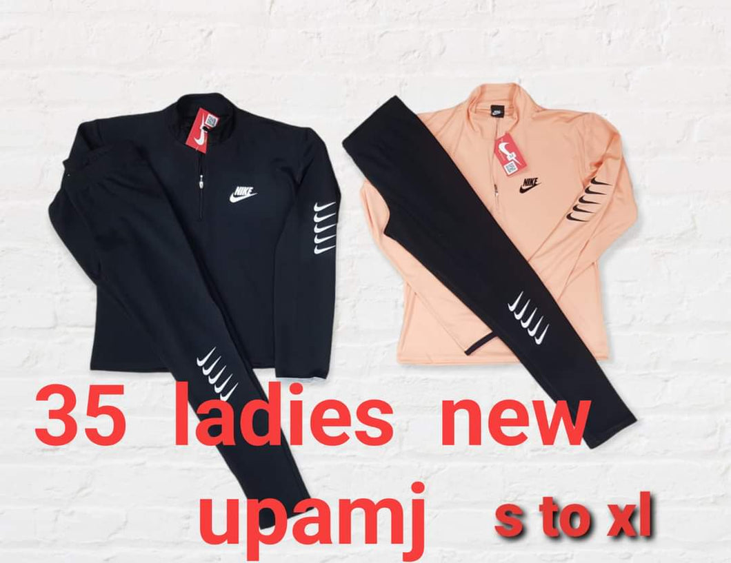 Ladies tracksuit