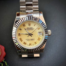 Load image into Gallery viewer, Watch