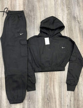 Load image into Gallery viewer, Ladies tracksuit