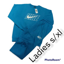 Load image into Gallery viewer, Ladies tracksuit