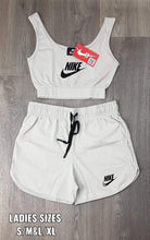 Load image into Gallery viewer, Tracksuit