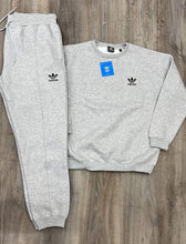 Load image into Gallery viewer, Ladies tracksuit