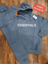 Load image into Gallery viewer, Tracksuit