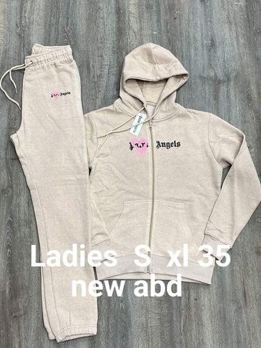 Ladies tracksuit