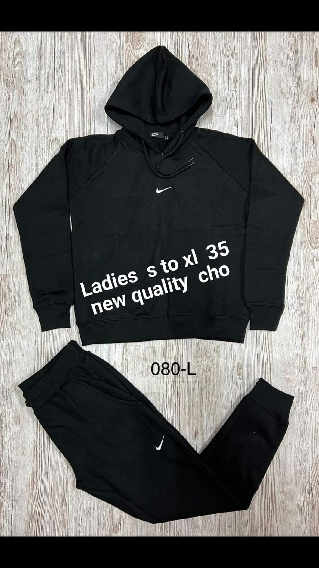 Ladies tracksuit