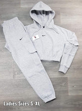 Load image into Gallery viewer, Ladies tracksuit