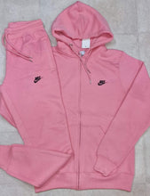 Load image into Gallery viewer, Ladies tracksuit