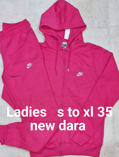 Ladies tracksuit