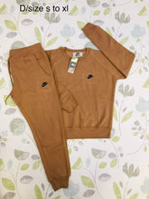 Load image into Gallery viewer, Ladies tracksuit