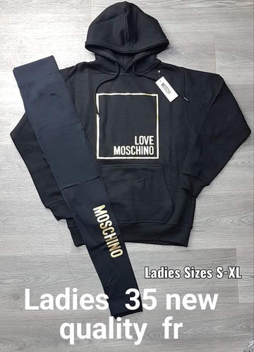 Ladies tracksuit