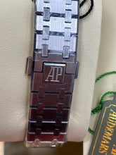 Load image into Gallery viewer, Watch