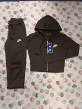 Load image into Gallery viewer, Tracksuit