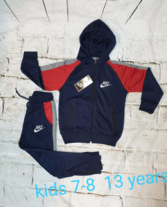 Kids tracksuit