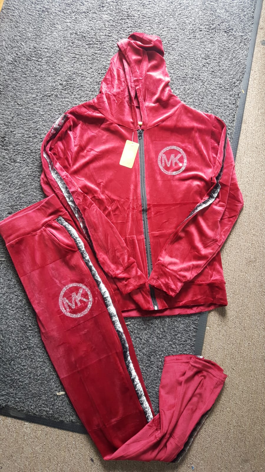 Ladies tracksuit