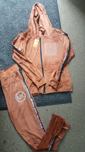 Ladies tracksuit