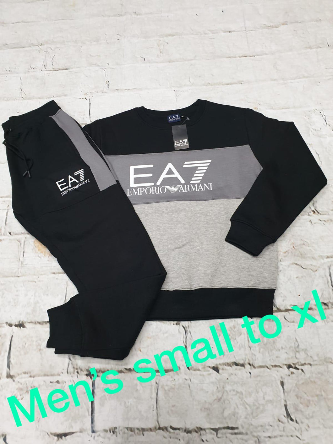 Tracksuit men
