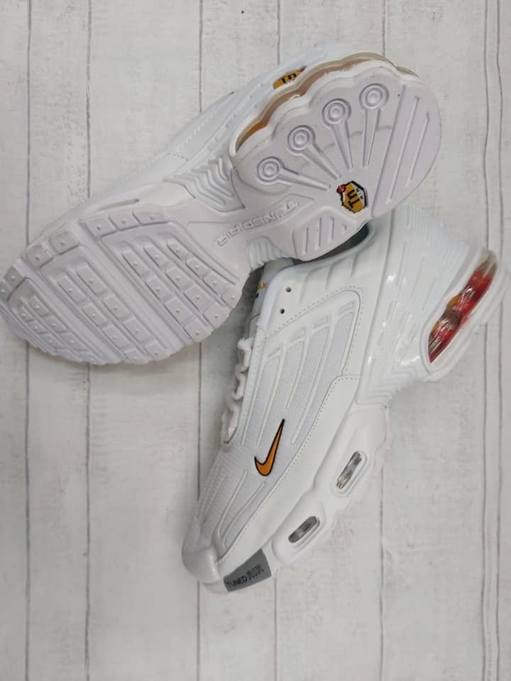 Tn white